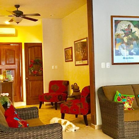Casa Paloma Blanca Hostel Isla Mujeres Buitenkant foto
