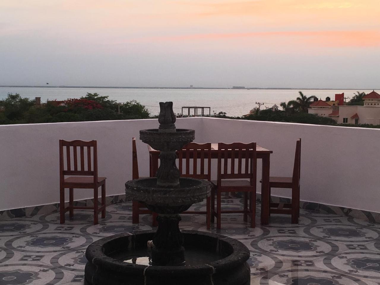 Casa Paloma Blanca Hostel Isla Mujeres Buitenkant foto